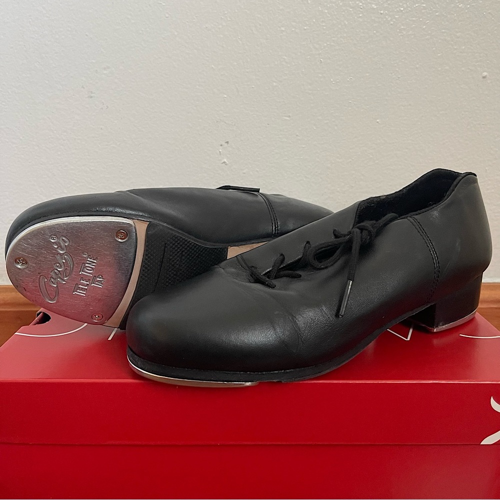 Capezio Cadence Tap Shoe W6.5